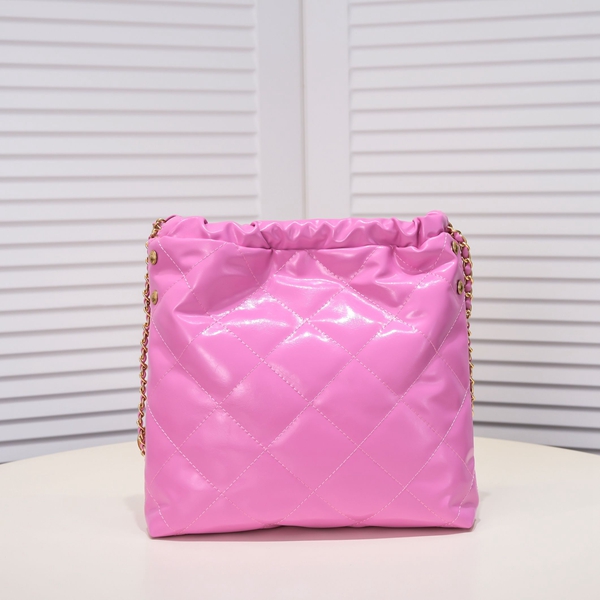 シャネルバッグ側面デザイン